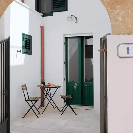 Tipico Salentino - L'ulivo Apartment